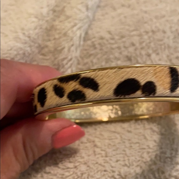 unknown Jewelry - Goldplated leopard cuff textured hair  EUC. Cute🌟